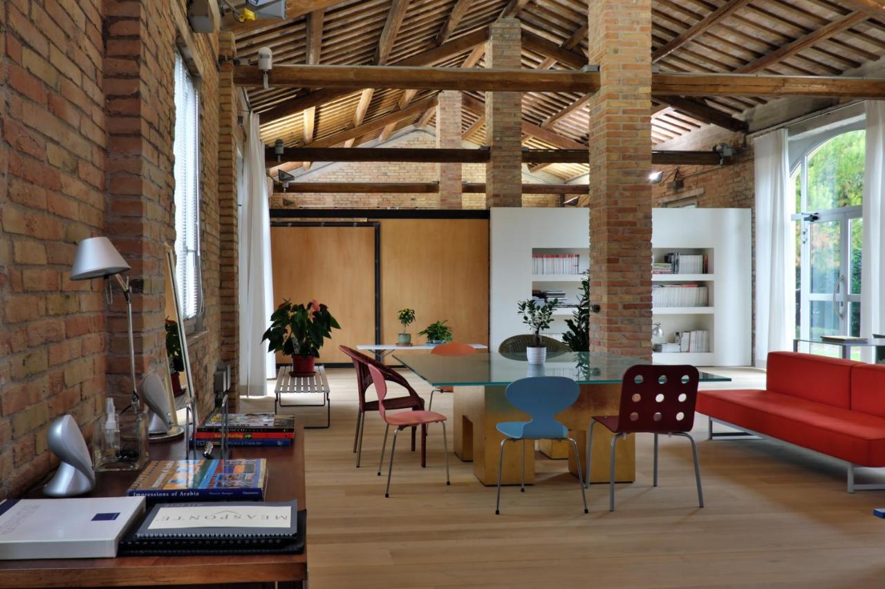 Invento Bnb Unconventional Maison Civitanova Marche Luaran gambar